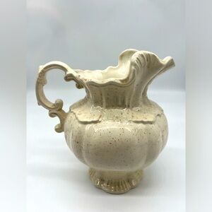 Vintage 1975 Arnels ceramic pitcher in excellent condition